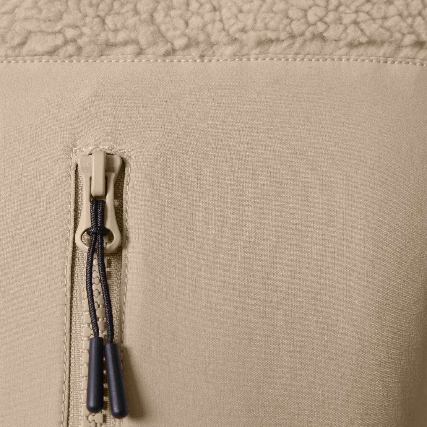 THE NORDIC CORE PILE JACKET // Nordic Sand Dune