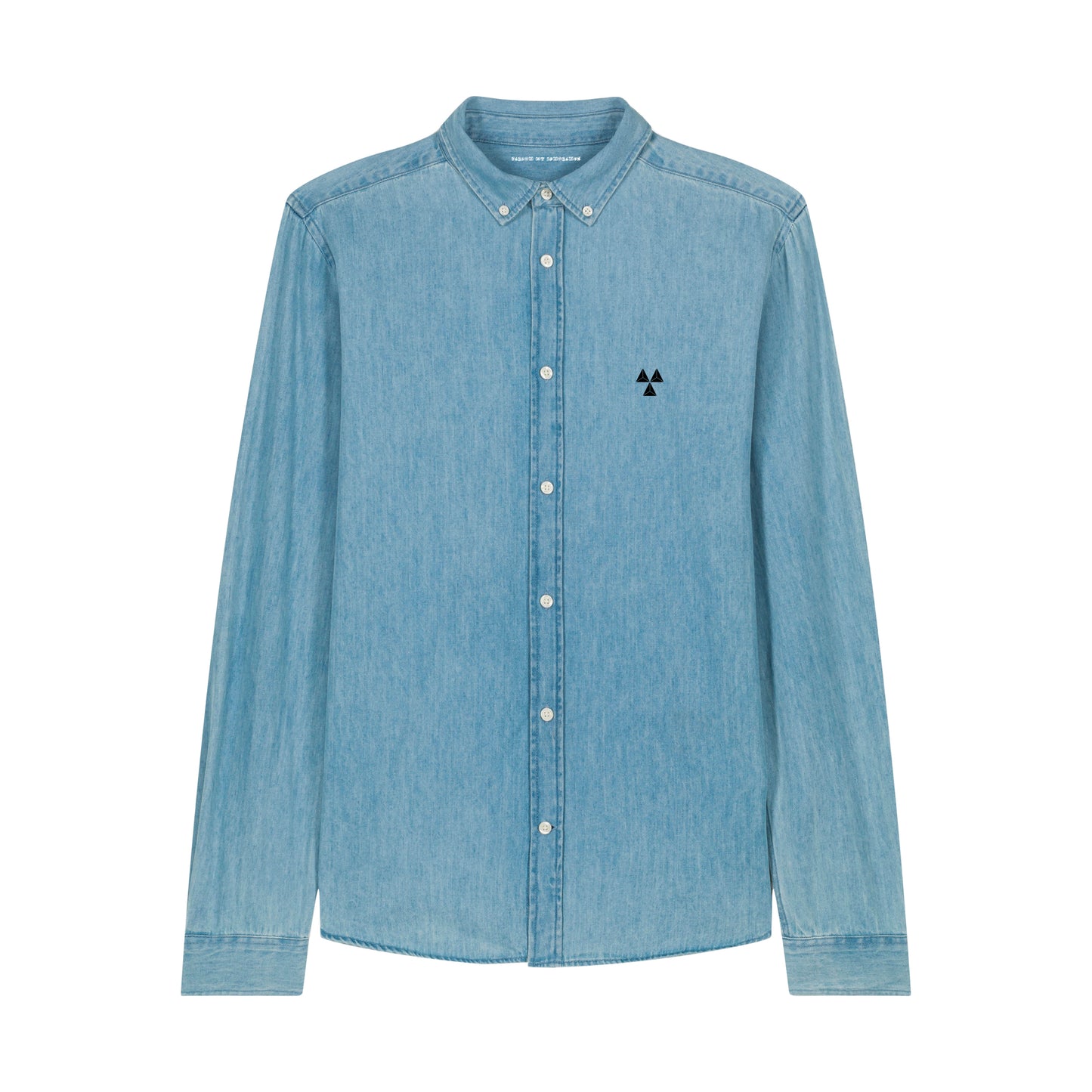 THE NORDIC CORE CASUAL DENIM SHIRT // Nordic Light Washed