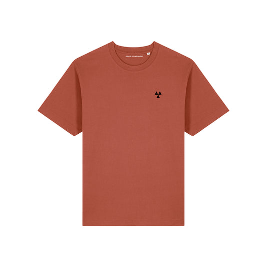 THE NORDIC HW SS TEE // Nordic Brick Red