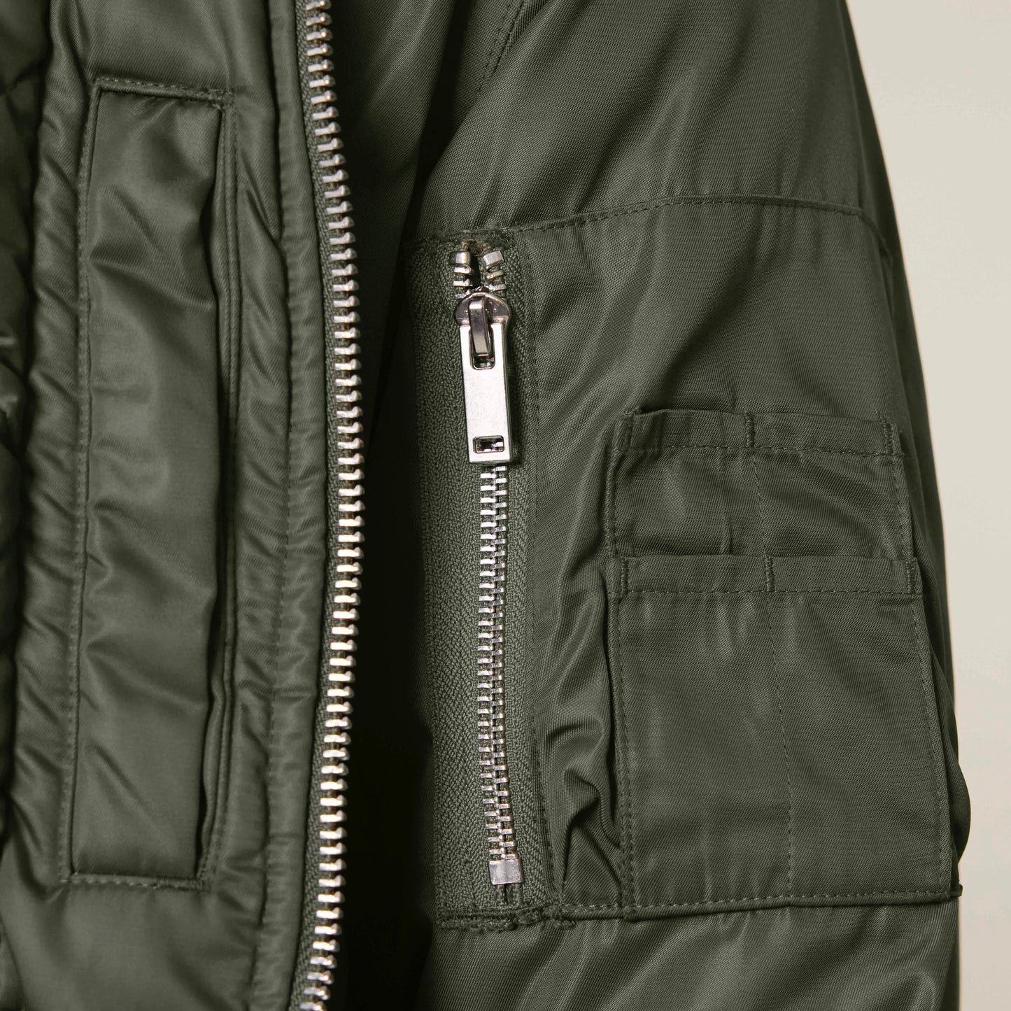 THE NORDIC CORE FLIGHT JACKET // Nordic Forest Green