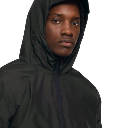 THE NORDIC CORE LIGHTWEIGHT ANORAK // Nordic Deep Black
