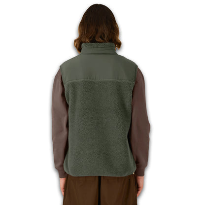 THE NORDIC CORE PILE VEST // Nordic Forest Green